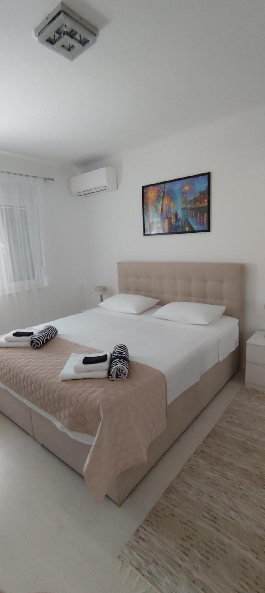 Apartman Taula *